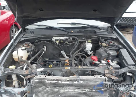 2012 Ford Escape Xlt z USA, uszkodzony, nr VIN 1FMCU0D77CKA02079